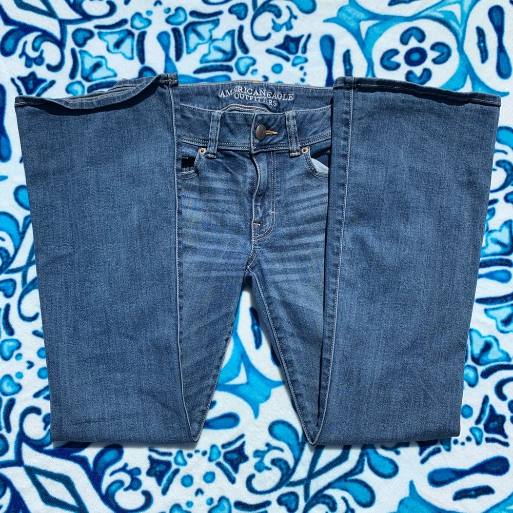 AE BOOTCUT JEANS